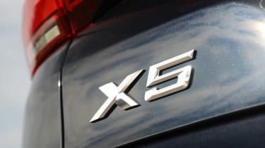 BMW X5 xDrive45e SUV badge