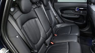 2019 MINI Clubman - rear seat space