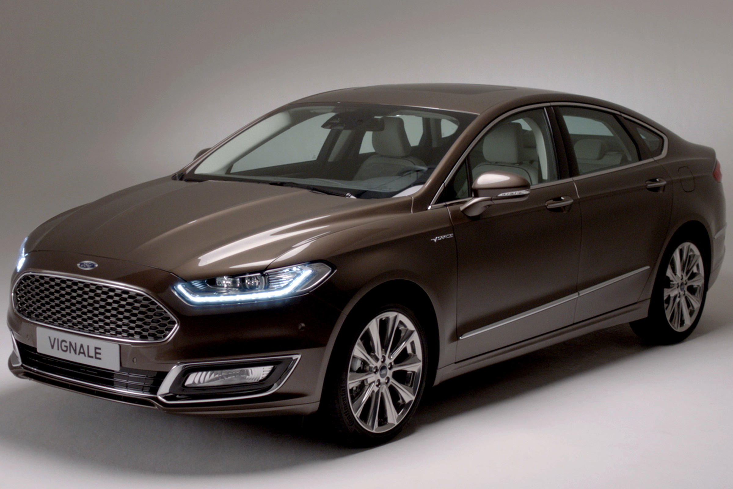 Ford Mondeo hybrid review (2014-2022)