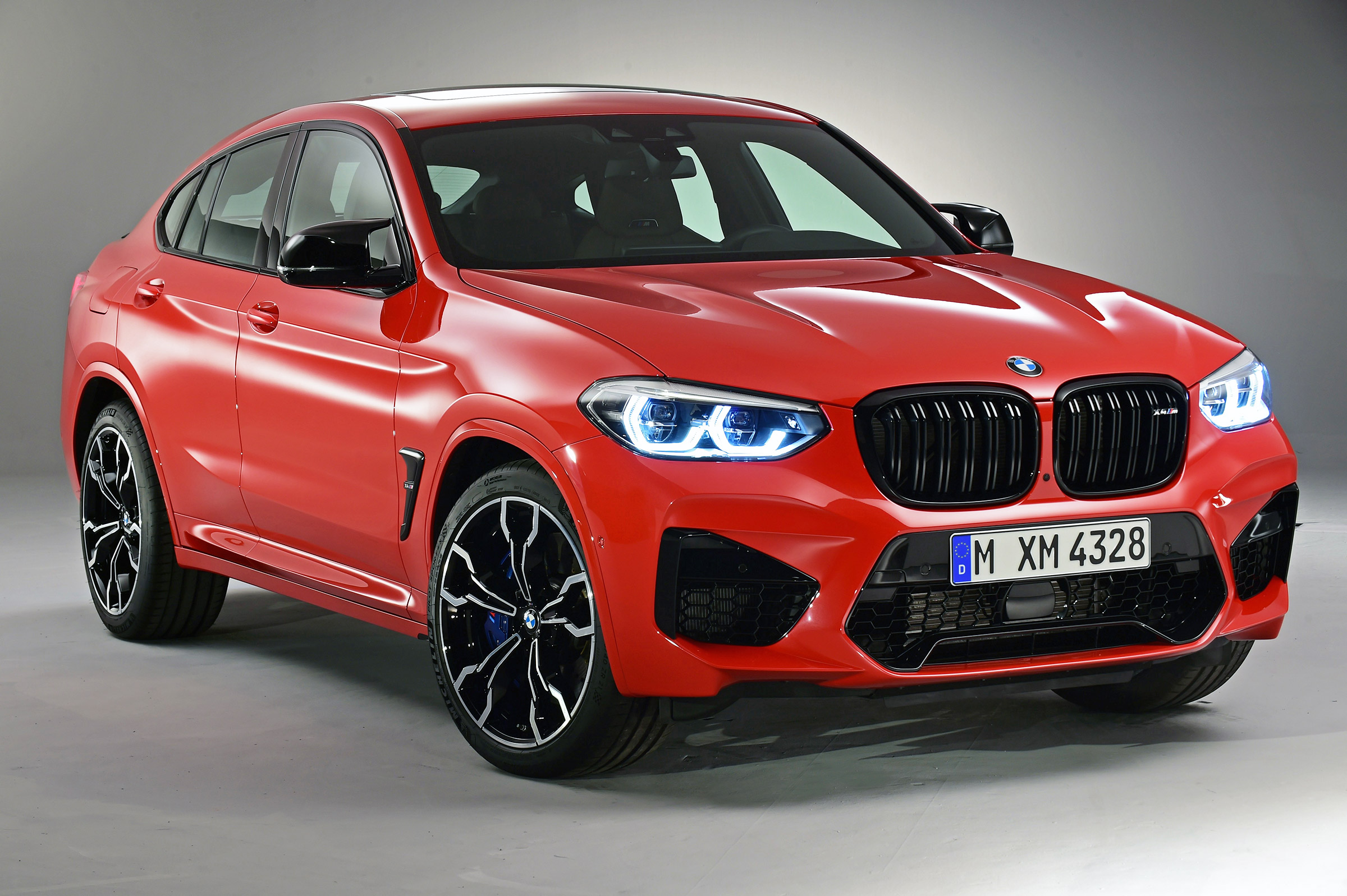 Отличия bmw x3 от x4