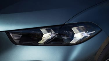 2023 BMW X5 - headlights