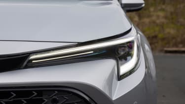 Toyota Corolla Touring Sports estate headlights