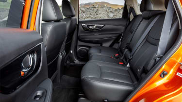 Nissan X-Trail - rear seats
