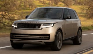 2022 Range Rover driving