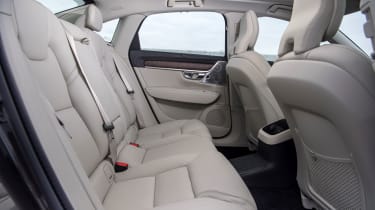 Volvo S90 rear seats