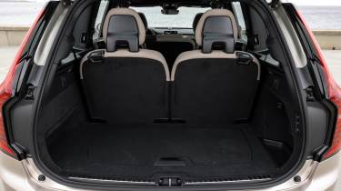 Volvo XC90 boot