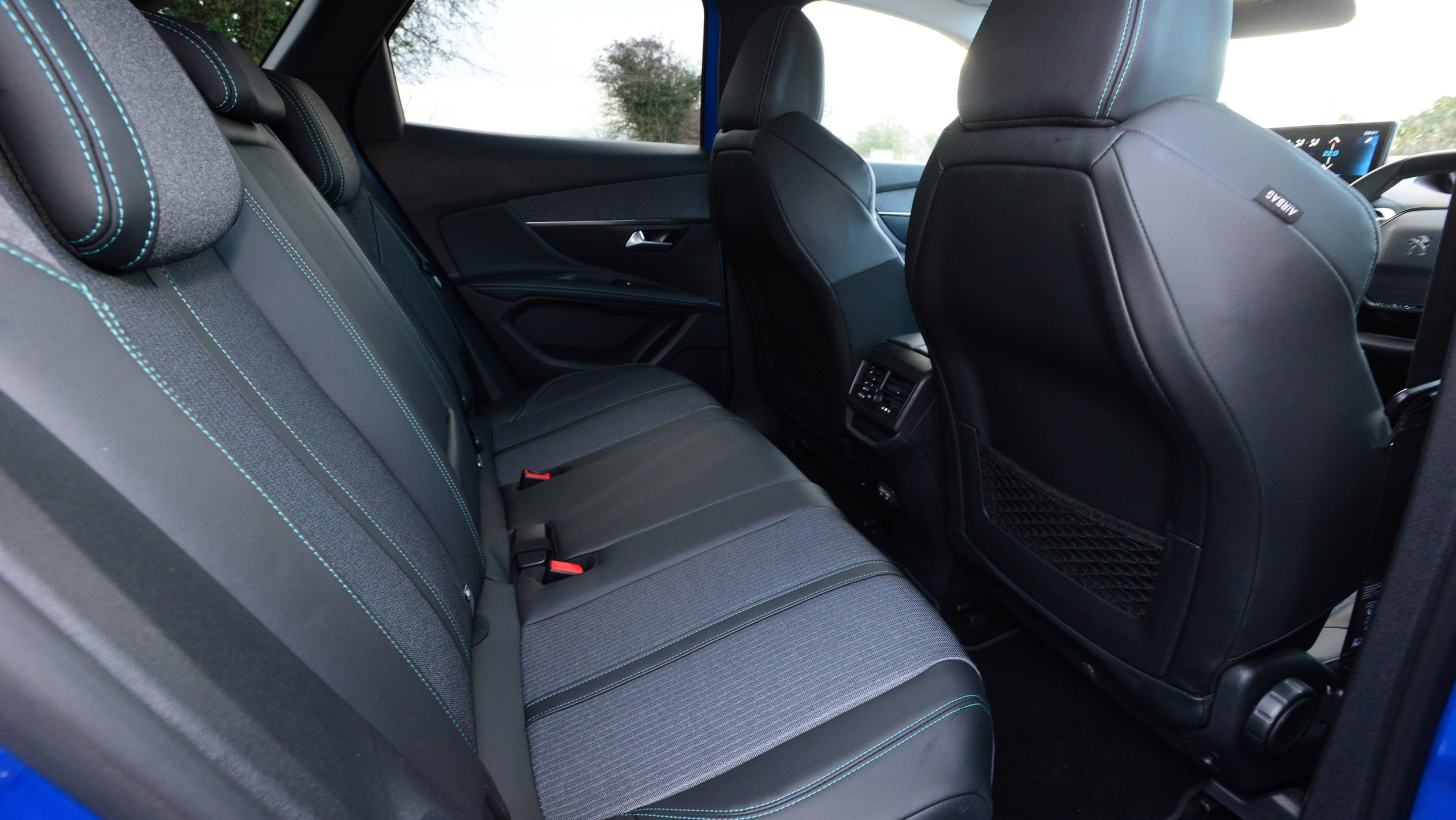 Peugeot 3008 Dimensions Interieures Is This Suv Right For You Answer These Questions - oeqe1sj