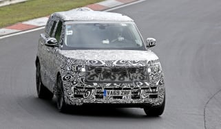 2022 Range Rover - front 3/4 cornering