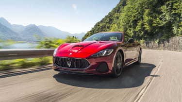 Maserati GranTurismo coupe front tracking