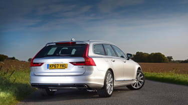 The V90’s boot capacity may not be class-leading, but it&#039;s a practical shape and size