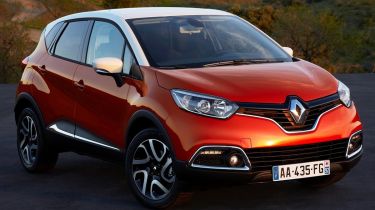 Renault Captur SUV 2013 front quarter