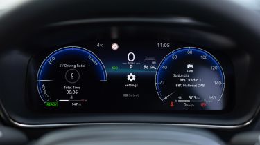 Toyota Corolla hatchback instruments