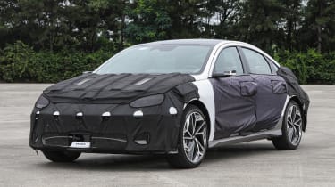 2022 Hyundai Ioniq 6 - prototype 1