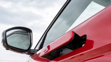 Range Rover Evoque 2019 door handles