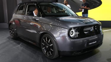 Honda e production version - 3/4 front static view at Frankfurt
