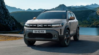 2024 Dacia Duster front dynamic view