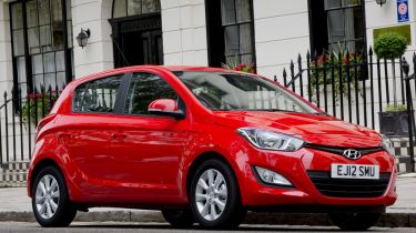 Hyundai i20 five-door 2013 front quarter