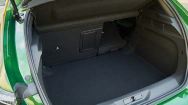 Peugeot 308 boot seat down