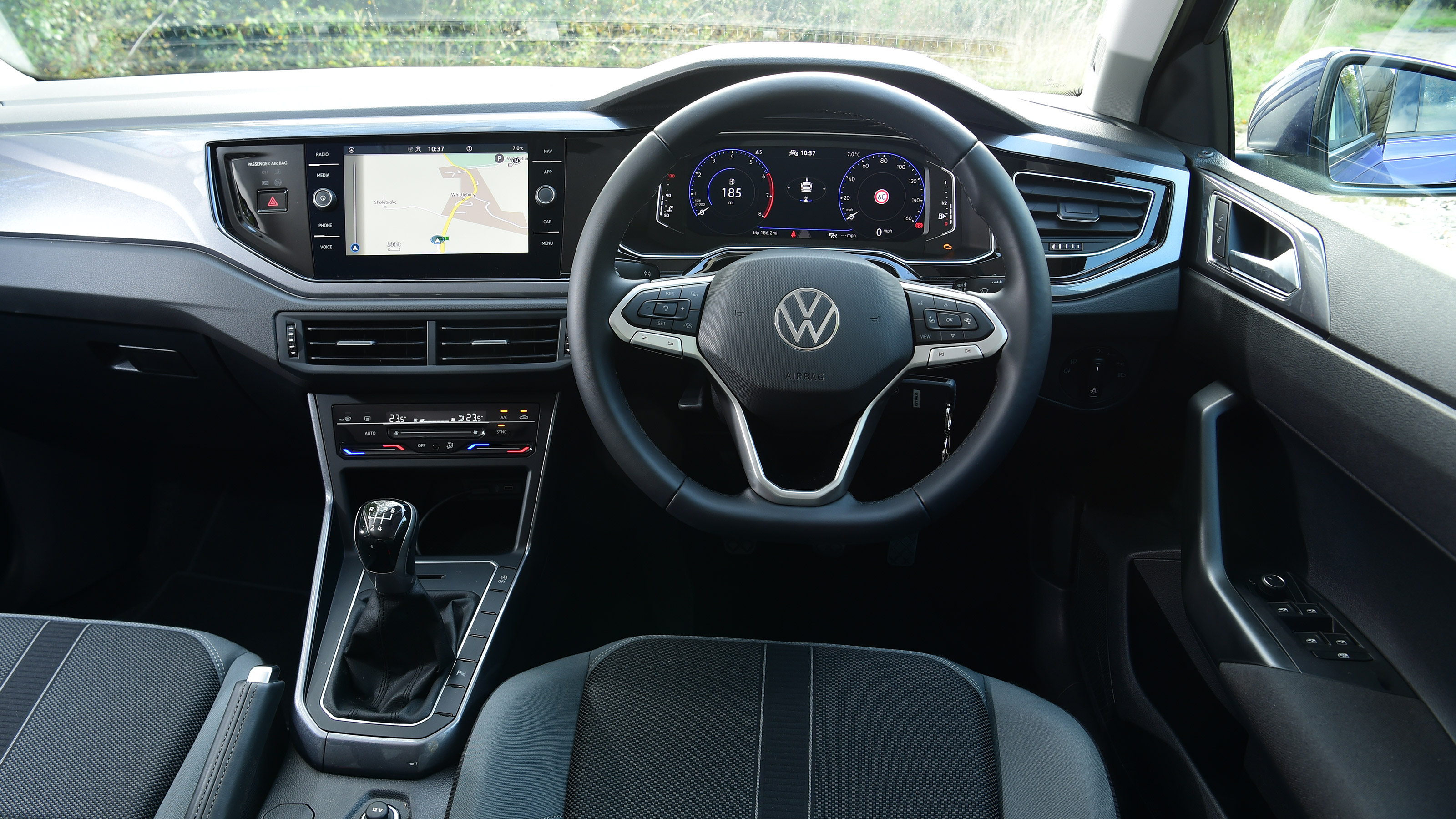 Volkswagen Polo hatchback - Interior & comfort 2024