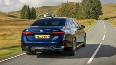 BMW i5 UK rear 3/4 tracking