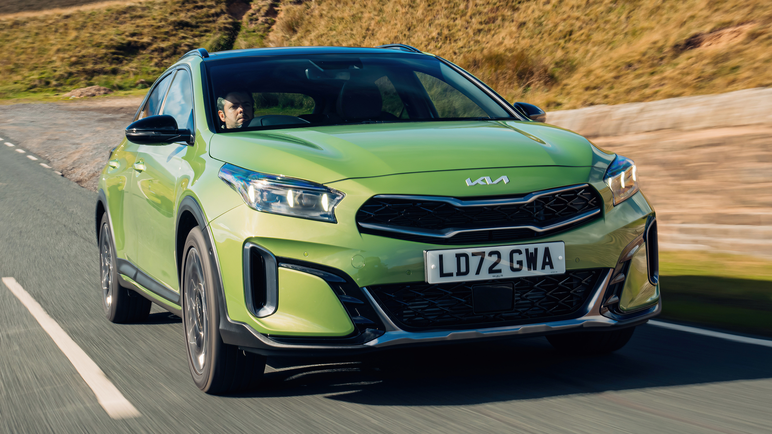 Updated 2023 Kia Xceed will go hybrid-only