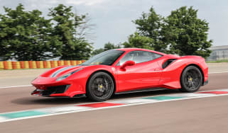 Ferrari 488 Pista side track