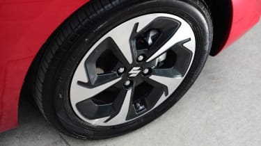 Suzuki Swift alloy wheels
