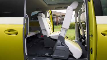Volkswagen ID. Buzz LWB  middle seat Carbuyer
