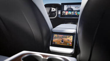 Tesla Model S Plaid - rear screen