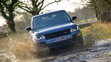 2020 Range Rover Vogue P400 - Dynamic off-road