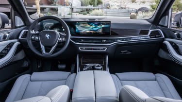 2023 BMW X5 - iDrive