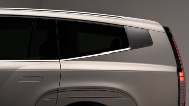 Hyundai Ioniq 9 rear shoulder