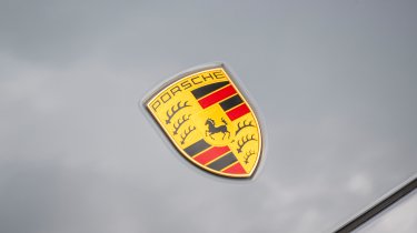 Porsche Cayenne Coupe Turbo E-Hybrid badge