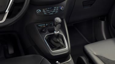 Ford Tourneo Courier gearlever