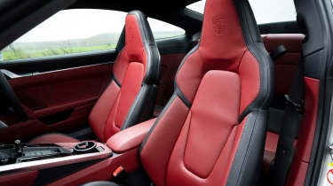 Porsche 911 UK front seats