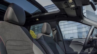 2019 Ford Kuga - Front seats