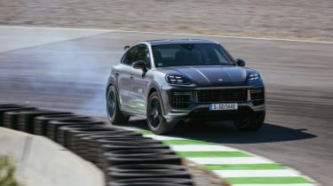 Porsche Cayenne Coupe front handling