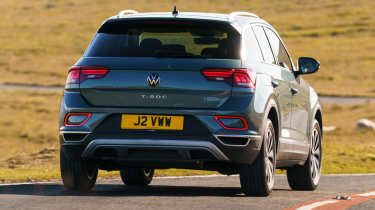 Volkswagen T-Roc long shot rear