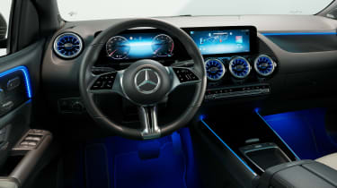 Mercedes B-Class facelift offset interior image