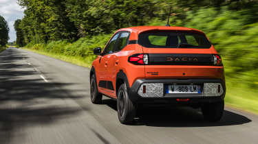 Dacia Spring facelift rear tracking