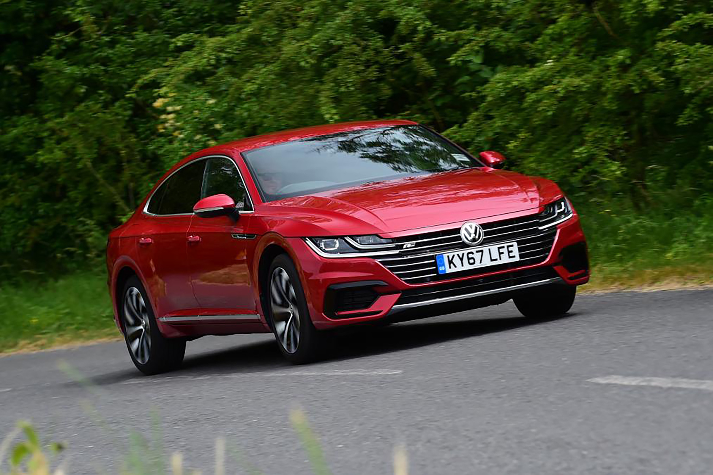 Volkswagen Arteon RLine review Carbuyer