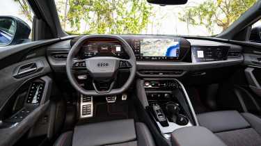 Audi SQ5 interior