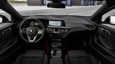 2019 BMW 1 Series cabin 
