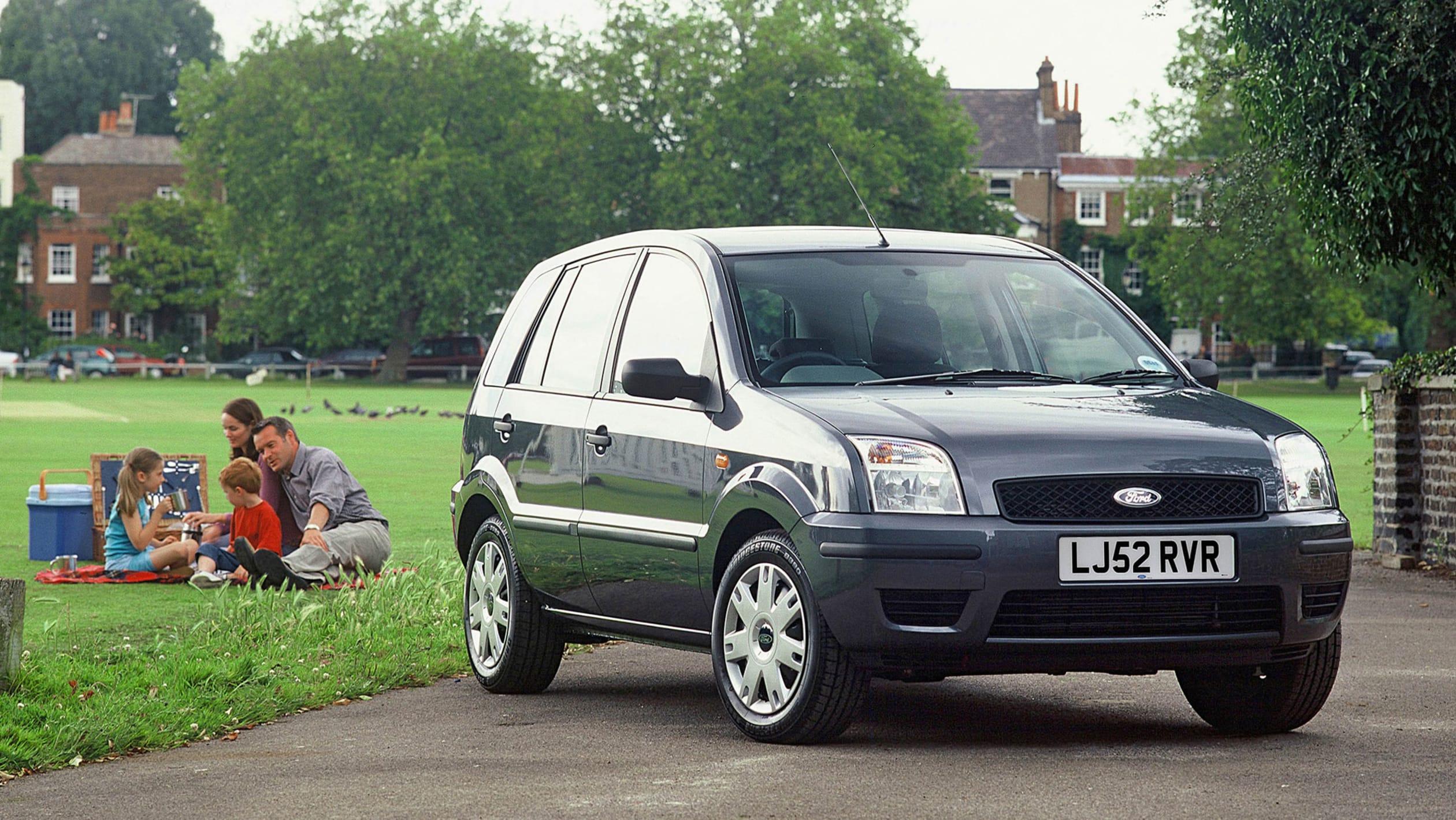 Ford fusion mpv