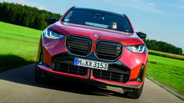 BMW X3 front tracking