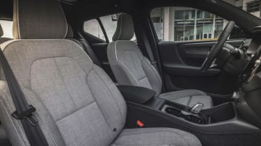 Volvo XC40 2023 front seats