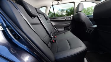 Subaru Outback - rear seats