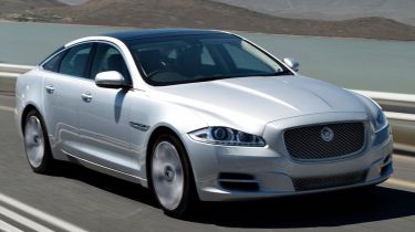 Jaguar XJ 2012 front quarter