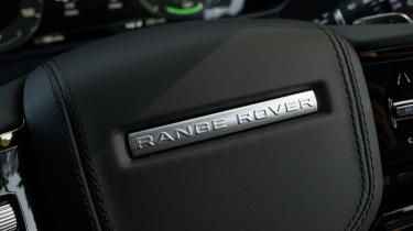 Range Rover Velar steering wheel logo