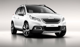 Peugeot 2008 crossover 2013 front quarter